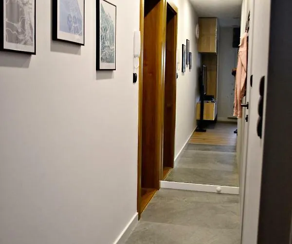 Apartament 4 Piętro *